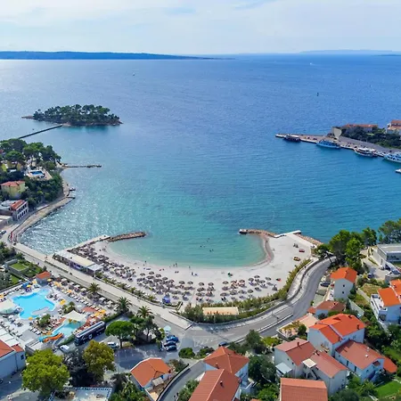 Daire With Parking Space Banjol, Rab - 14138